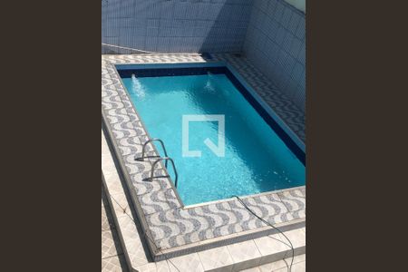Piscina de casa à venda com 3 quartos, 225m² em Irajá, Rio de Janeiro