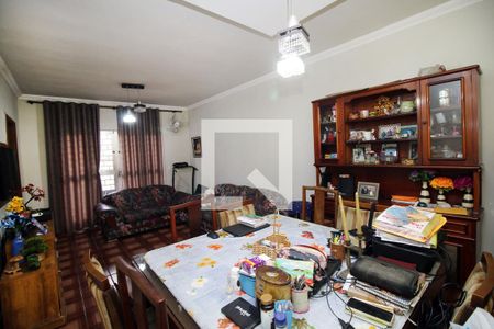 Sala de casa à venda com 3 quartos, 225m² em Irajá, Rio de Janeiro