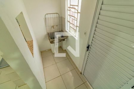 Área de Serviço de casa para alugar com 1 quarto, 28m² em Vila Guarani (zona Sul), São Paulo