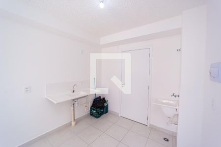 Sala/Cozinha de apartamento para alugar com 2 quartos, 34m² em Engenheiro Goulart, São Paulo