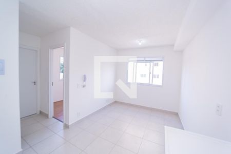Sala/Cozinha de apartamento para alugar com 2 quartos, 34m² em Engenheiro Goulart, São Paulo