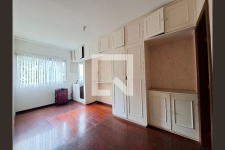 Quarto 1 de apartamento à venda com 2 quartos, 75m² em Laranjeiras, Rio de Janeiro