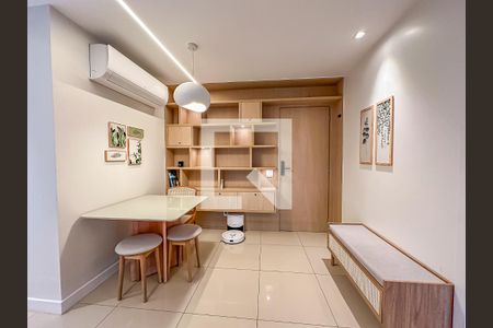 Sala de apartamento à venda com 2 quartos, 73m² em Flamengo, Rio de Janeiro