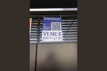 Plaquinha de casa à venda com 3 quartos, 200m² em Vila Lais, São Paulo