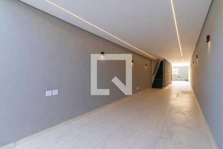 Garagem de casa à venda com 3 quartos, 200m² em Vila Lais, São Paulo