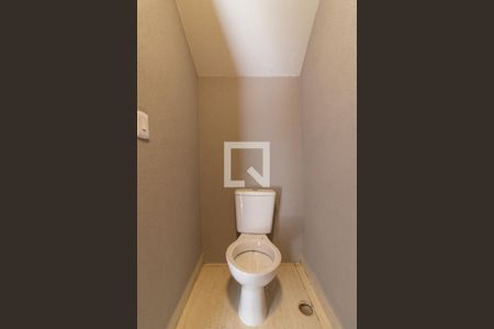 Lavabo 01 de casa à venda com 3 quartos, 200m² em Vila Lais, São Paulo