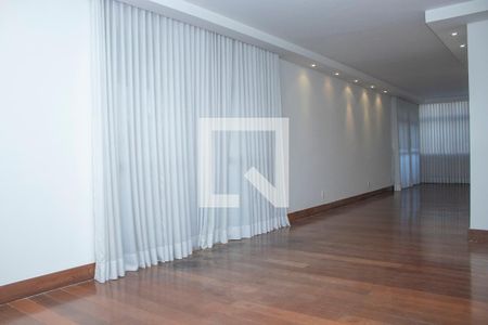 Sala 1 de apartamento para alugar com 5 quartos, 430m² em Lourdes, Belo Horizonte