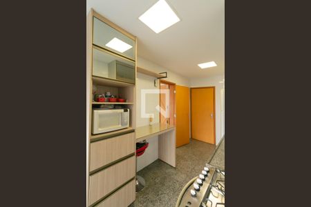 Cozinha de apartamento à venda com 4 quartos, 120m² em Paquetá, Belo Horizonte