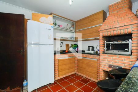 Edícula de casa à venda com 3 quartos, 250m² em Jardim Lar Sao Paulo, São Paulo