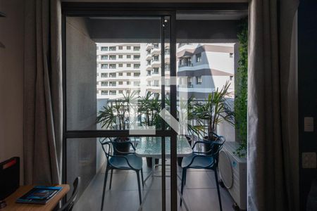 Sacada Vista de apartamento à venda com 1 quarto, 27m² em Vila Nova Conceição, São Paulo