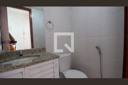 Lavabo de apartamento à venda com 3 quartos, 122m² em Vargem Grande, Rio de Janeiro