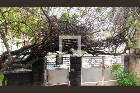 Vista  de casa à venda com 3 quartos, 300m² em Fonseca, Niterói