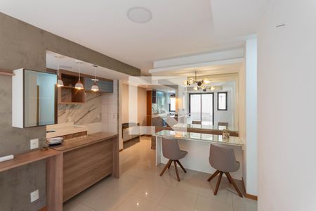 Sala de apartamento à venda com 3 quartos, 92m² em Praça da Bandeira, Rio de Janeiro