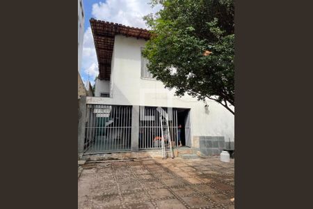 Casa à venda com 5 quartos, 275m² em Cidade Nova, Belo Horizonte