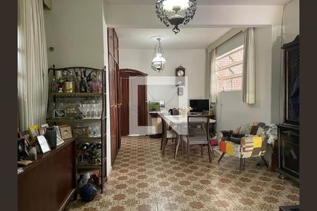 Casa à venda com 5 quartos, 275m² em Cidade Nova, Belo Horizonte