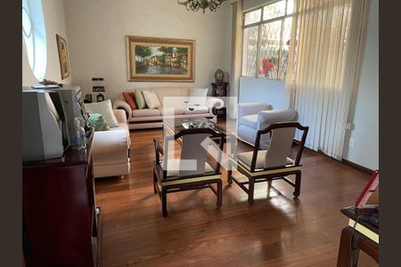 Casa à venda com 5 quartos, 275m² em Cidade Nova, Belo Horizonte