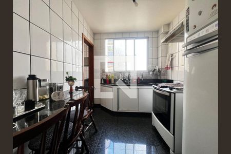 Apartamento à venda com 3 quartos, 90m² em Buritis, Belo Horizonte