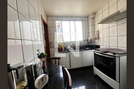 Apartamento à venda com 3 quartos, 90m² em Buritis, Belo Horizonte