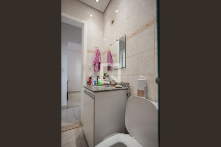 Banheiro Social de apartamento à venda com 2 quartos, 55m² em Glória, Belo Horizonte