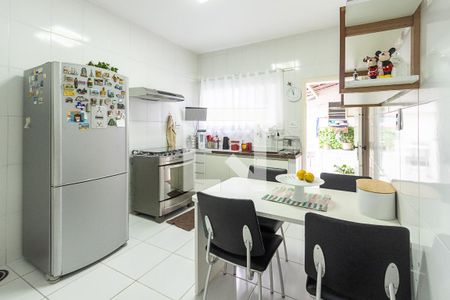 Cozinha de casa à venda com 4 quartos, 136m² em Vila Anglo Brasileira, São Paulo
