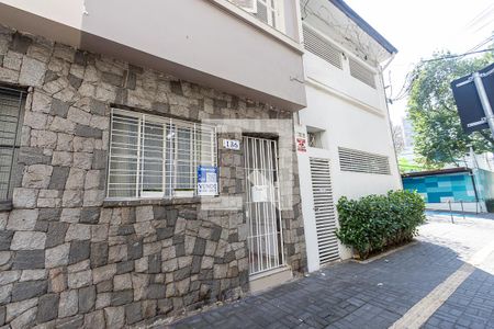 Fachada de casa à venda com 4 quartos, 136m² em Vila Anglo Brasileira, São Paulo