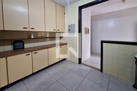 Cozinha de casa de condomínio à venda com 7 quartos, 400m² em Charitas, Niterói