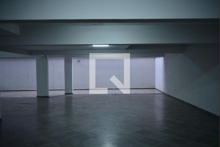 Garagem de apartamento à venda com 3 quartos, 103m² em Pinheirinho, Santo André