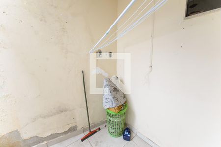 Área de Serviço de casa para alugar com 2 quartos, 120m² em Centro, Taubaté
