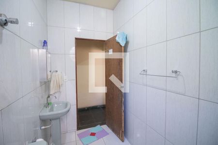Banheiro Social de casa para alugar com 3 quartos, 360m² em Tropical, Contagem