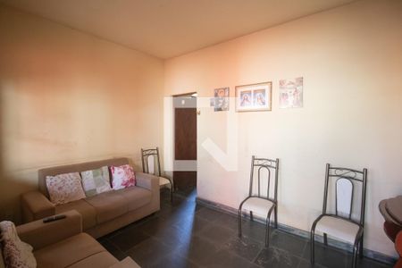 Sala de casa para alugar com 3 quartos, 360m² em Tropical, Contagem