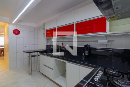 Cozinha de apartamento à venda com 3 quartos, 236m² em Chácara Santo Antônio, São Paulo