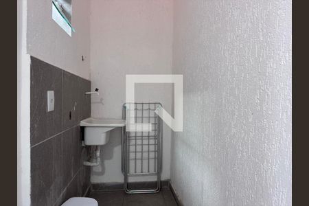 Área de Serviço de casa de condomínio para alugar com 1 quarto, 30m² em Vargem Grande, Rio de Janeiro