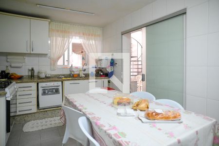 Cozinha de casa à venda com 3 quartos, 250m² em Aclimação, São Paulo