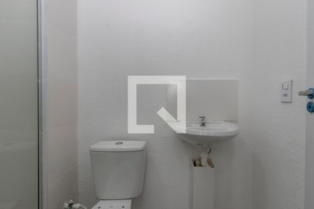 Banheiro de apartamento à venda com 2 quartos, 37m² em Jardim São Luís, São Paulo