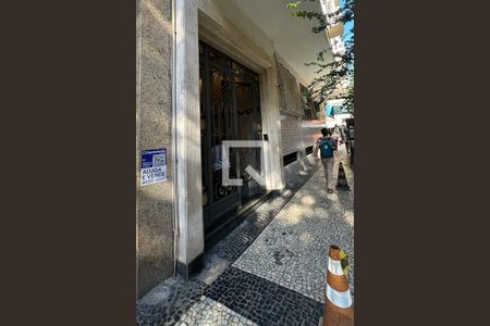 Plaquinha de kitnet/studio à venda com 1 quarto, 30m² em Copacabana, Rio de Janeiro