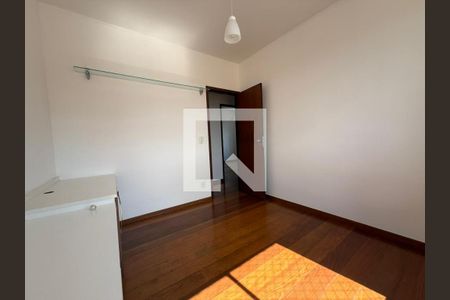 Quarto de apartamento à venda com 3 quartos, 95m² em Santa Tereza, Belo Horizonte