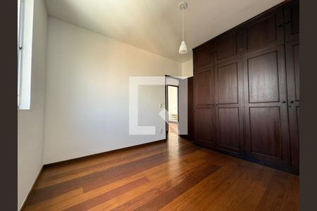 Quarto de apartamento à venda com 3 quartos, 95m² em Santa Tereza, Belo Horizonte