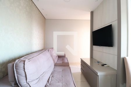 Sala de apartamento para alugar com 2 quartos, 60m² em Jardim Brasília, Uberlândia