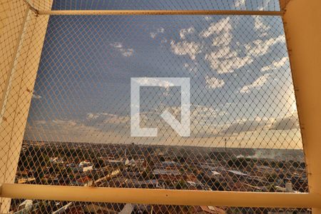 Sacada de apartamento para alugar com 2 quartos, 60m² em Jardim Brasília, Uberlândia