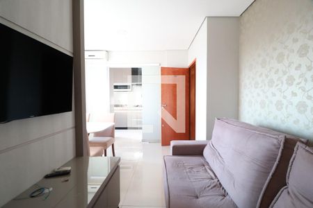 Sala de apartamento para alugar com 2 quartos, 60m² em Jardim Brasília, Uberlândia