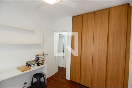 Quarto 1 de apartamento à venda com 3 quartos, 124m² em Tijuca, Rio de Janeiro