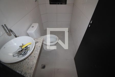 Banheiro de apartamento à venda com 1 quarto, 33m² em Parada Inglesa, São Paulo