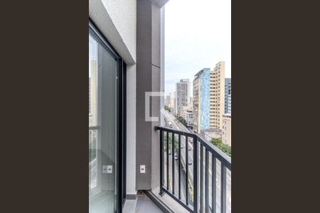 Varanda de kitnet/studio à venda com 1 quarto, 28m² em Vila Buarque, São Paulo