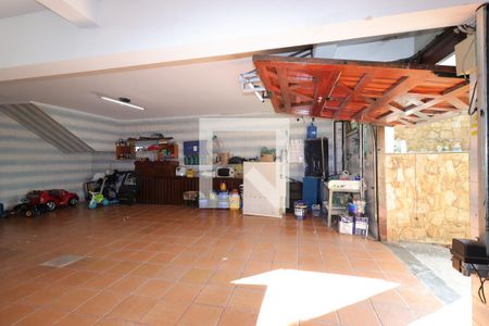 Garagem de casa à venda com 4 quartos, 328m² em Vila Alpina, Santo André