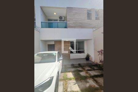 Garagem de casa à venda com 3 quartos, 306m² em São Goncalo, Contagem