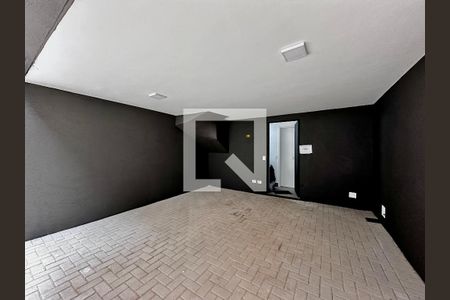 Garagem de casa à venda com 3 quartos, 186m² em Vila Congonhas, São Paulo
