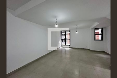 Sala de casa à venda com 3 quartos, 186m² em Vila Congonhas, São Paulo
