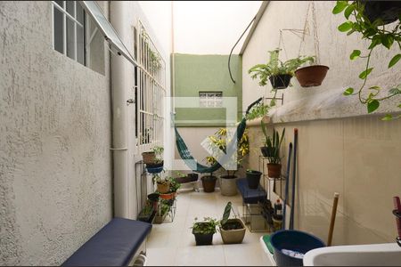 Area serviço de apartamento à venda com 2 quartos, 100m² em Floresta, Belo Horizonte