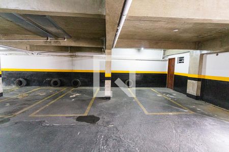 Garagem de apartamento à venda com 3 quartos, 300m² em Santo Antônio, Belo Horizonte