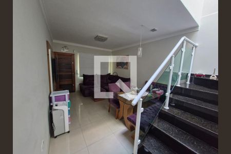 Sala de casa à venda com 2 quartos, 90m² em Vila Graciosa, São Paulo